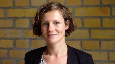 Klara Lindner spricht beim Servcice Design Meetup über Inhouse service design