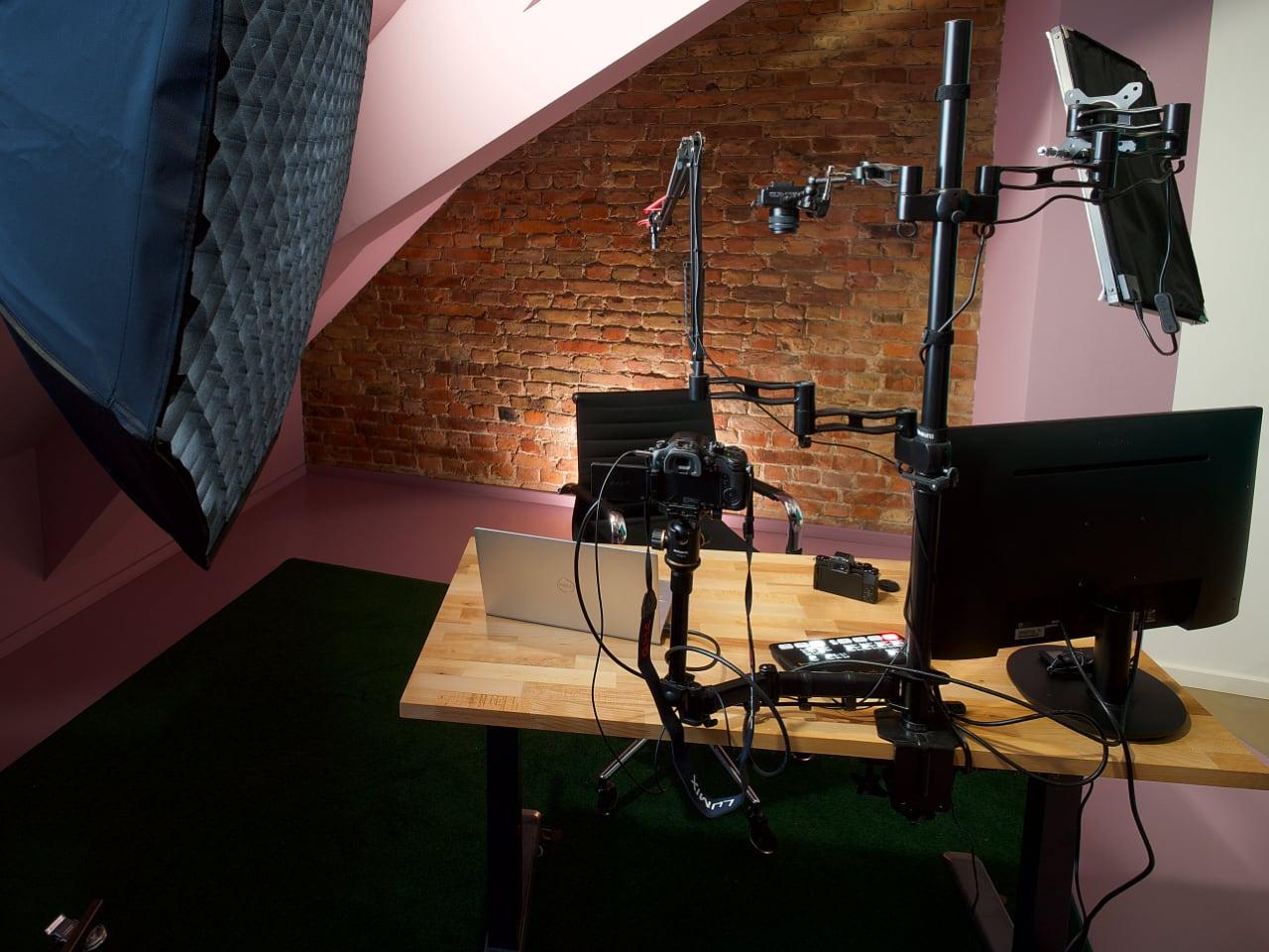 Das Youtube-Studio on-a-desk bei Meeet: